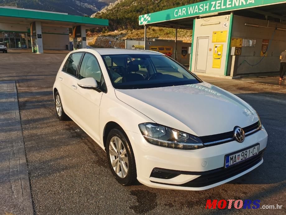 2018' Volkswagen Golf 7 1,0 Tsi photo #1