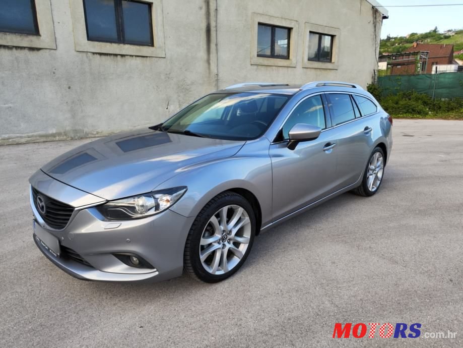 2014' Mazda 6 Sport Combi photo #1
