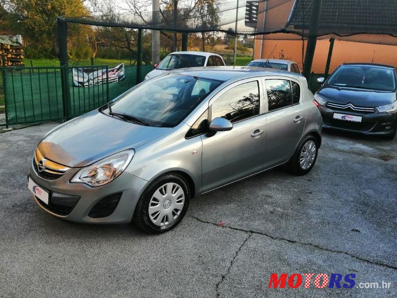 2013' Opel Corsa 1,3 Cdti photo #1