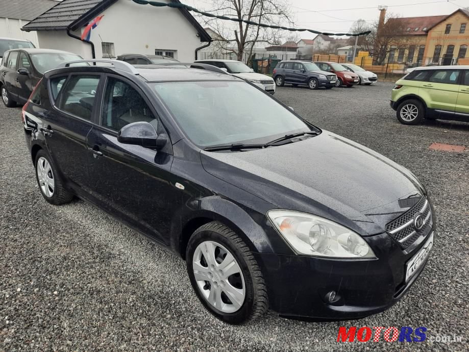 2008' Kia Ceed Sportswagon photo #2