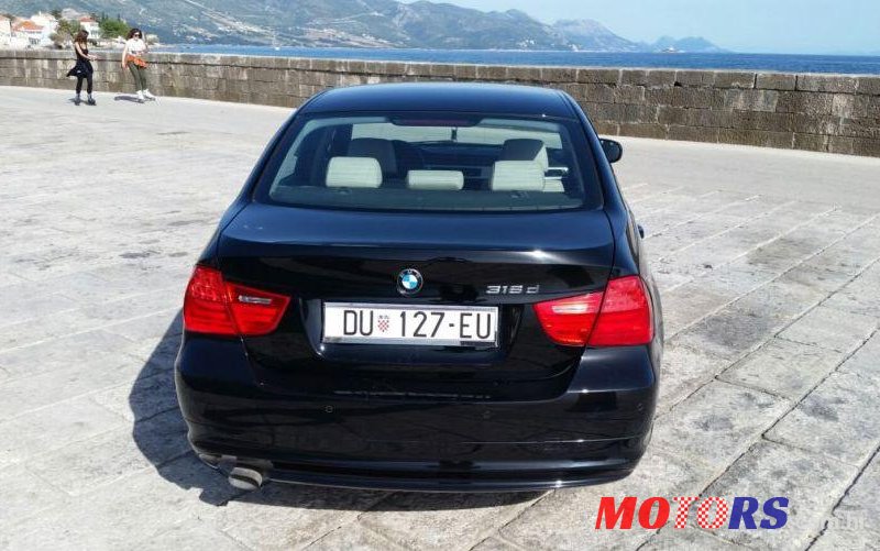 2010' BMW Serija 3 318D photo #2