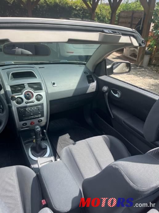 2005' Renault Megane 1,6 16V photo #3
