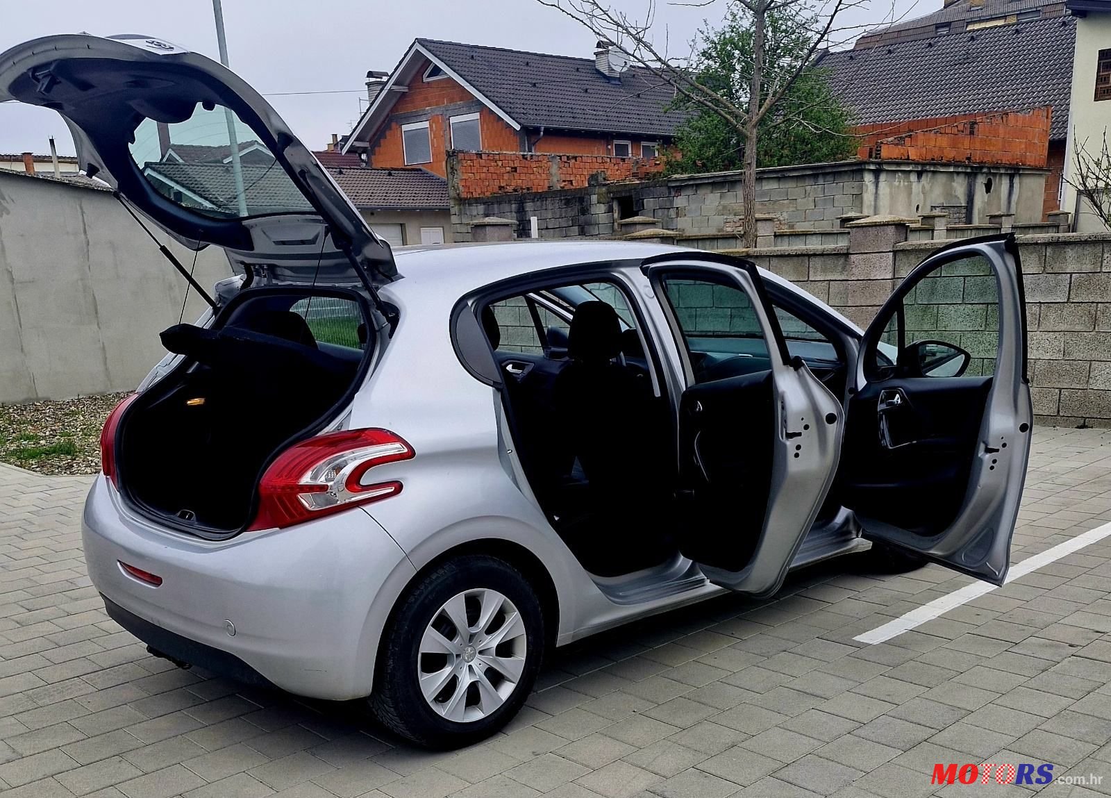 2014' Peugeot 208 1,4 Hdi photo #6
