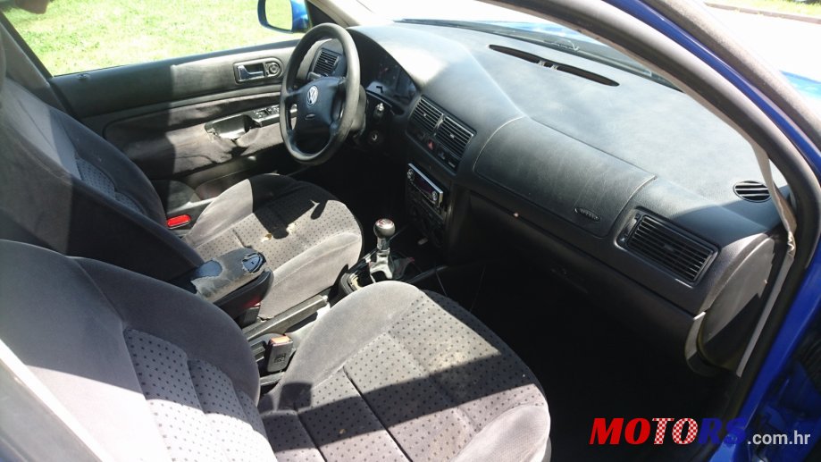 1997' Volkswagen Golf IV photo #3