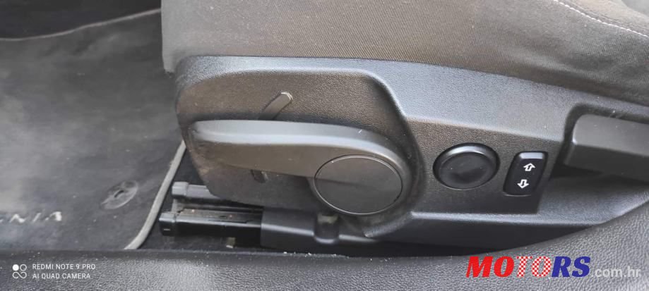 2013' Opel Insignia Karavan photo #6