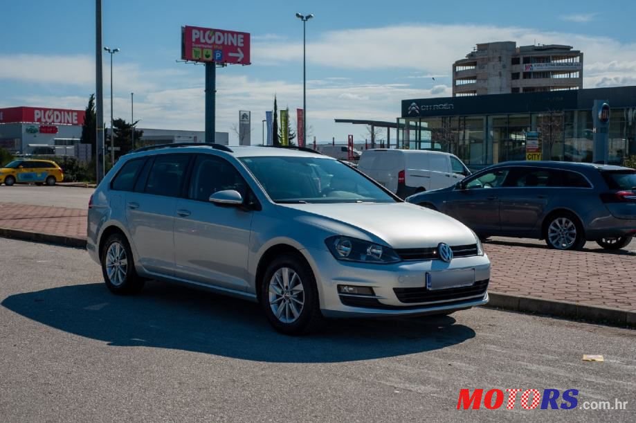 2015' Volkswagen Golf 7 1,6 Tdi photo #2