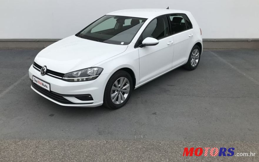 2017' Volkswagen Golf 7 1,0 Tsi photo #1