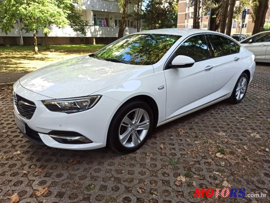 2017' Opel Insignia 1,6 Cdti photo #2