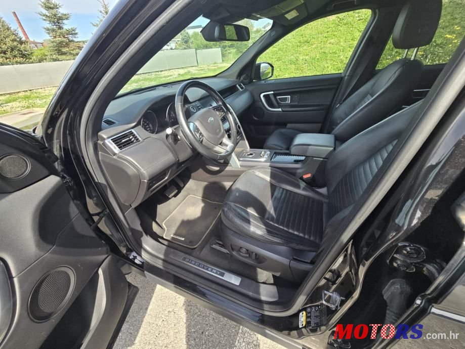 2016' Land Rover Discovery Sport photo #6