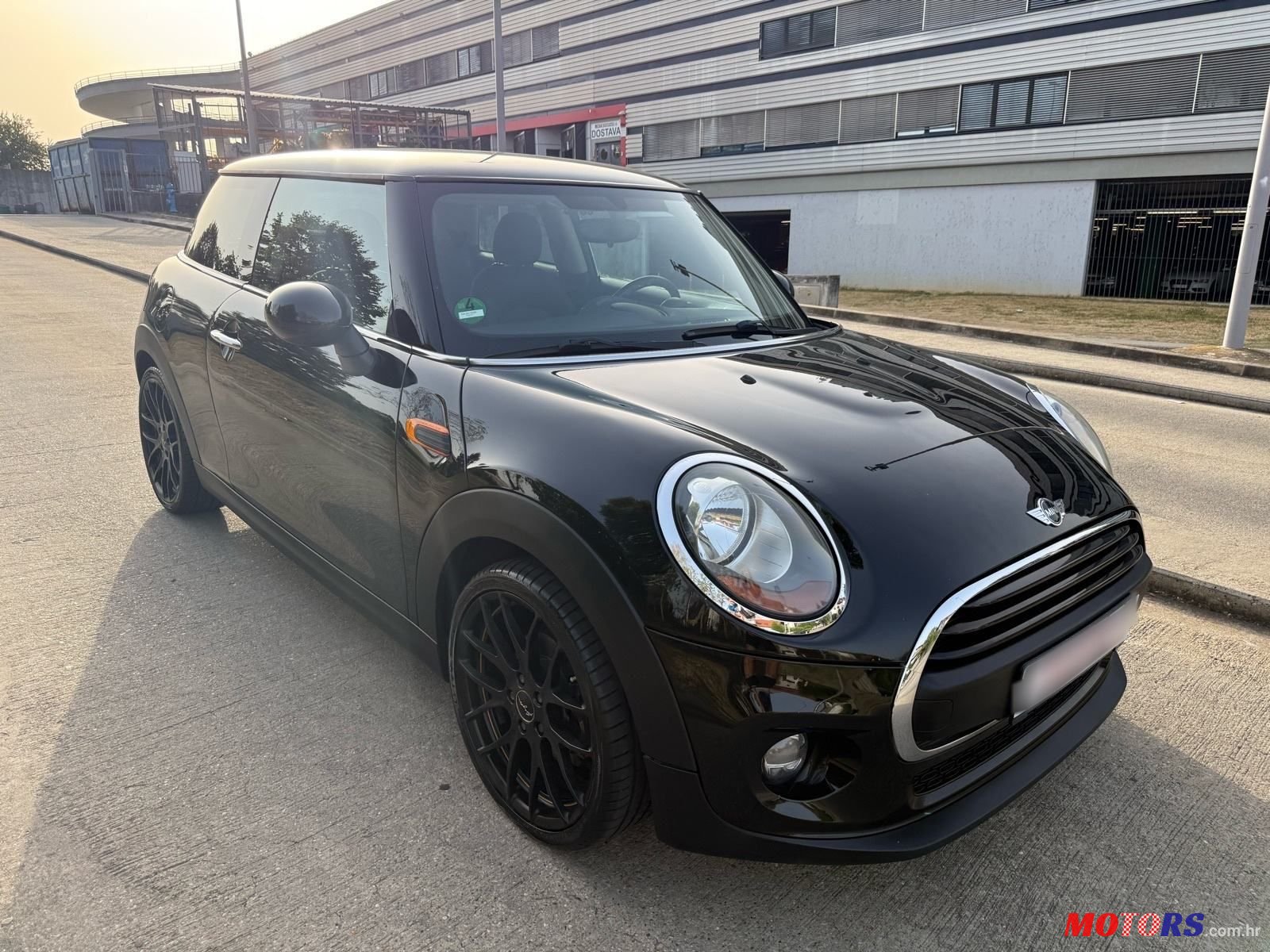 2016' MINI One Cooper photo #3