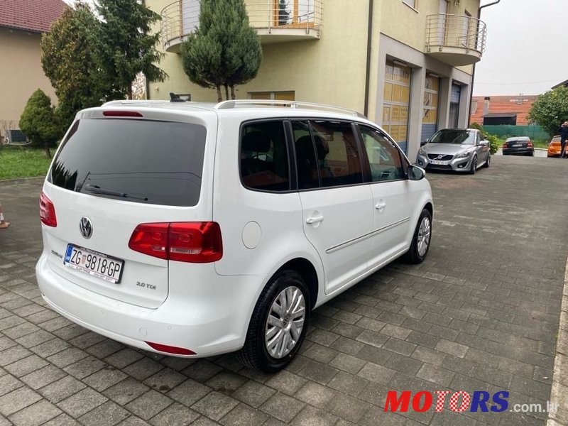 2014' Volkswagen Touran 2,0 Tdi photo #4