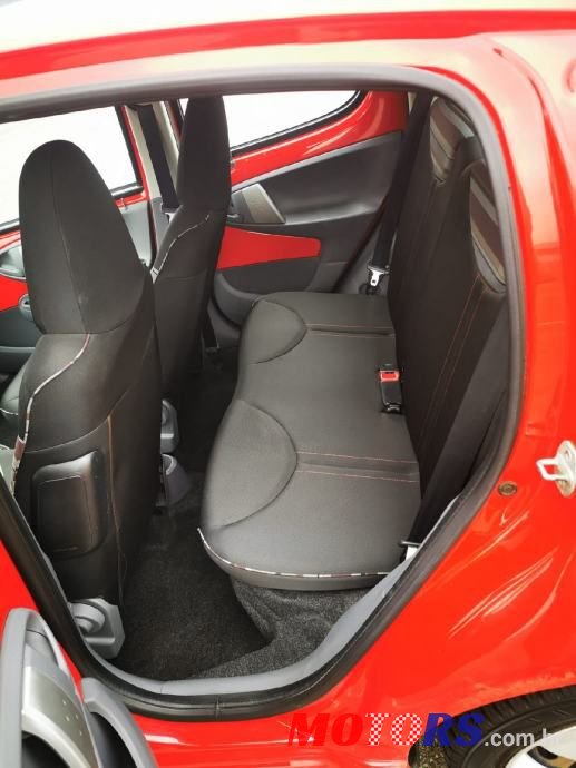 2010' Citroen C1 photo #6