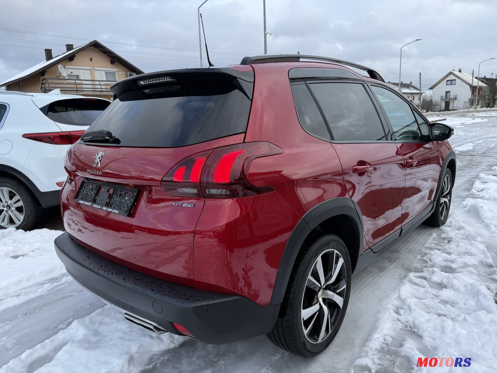 2018' Peugeot 2008 1,2 Puretech photo #4