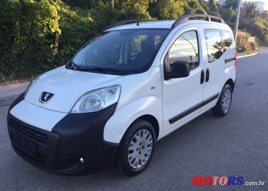 2011' Peugeot Bipper 1.3 Hdi photo #1