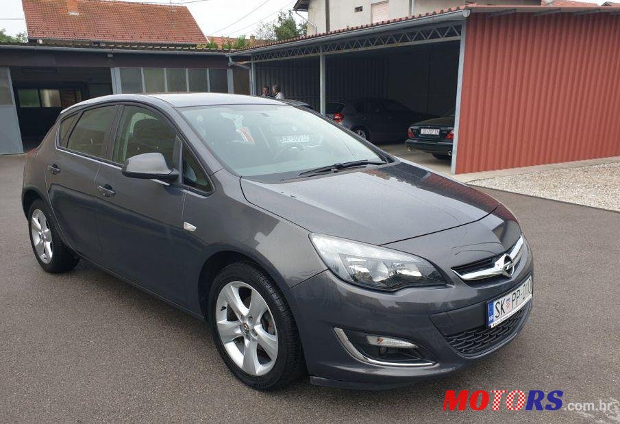2013' Opel Astra 1.4 16V Plin photo #1