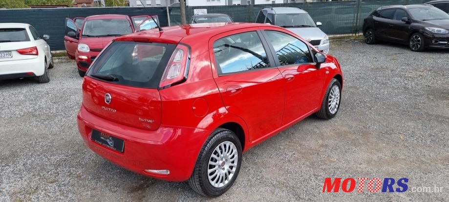 2014' Fiat Punto Evo photo #4