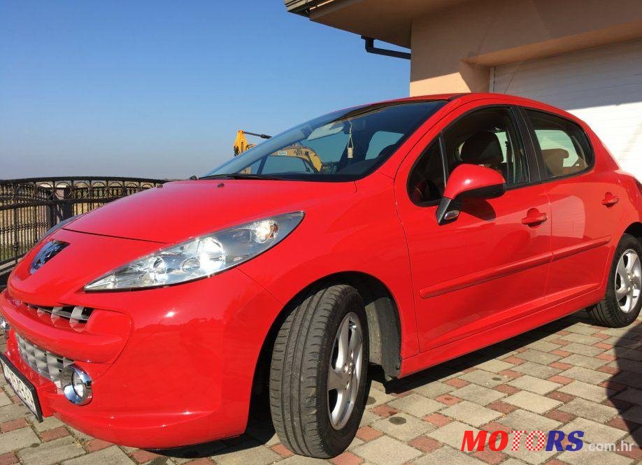 2008' Peugeot 207 1,4 Hdi photo #1