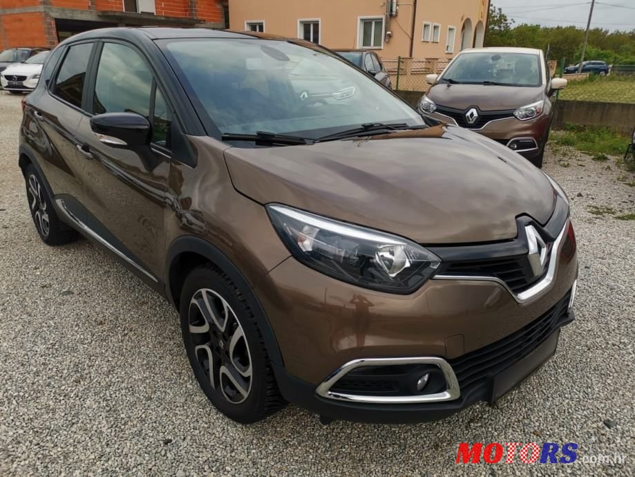 2015' Renault Captur 900 photo #2