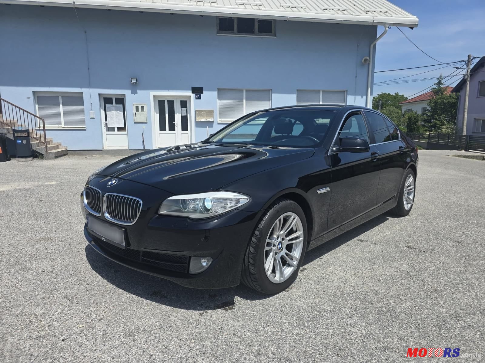 2013' BMW Serija 5 520D photo #1