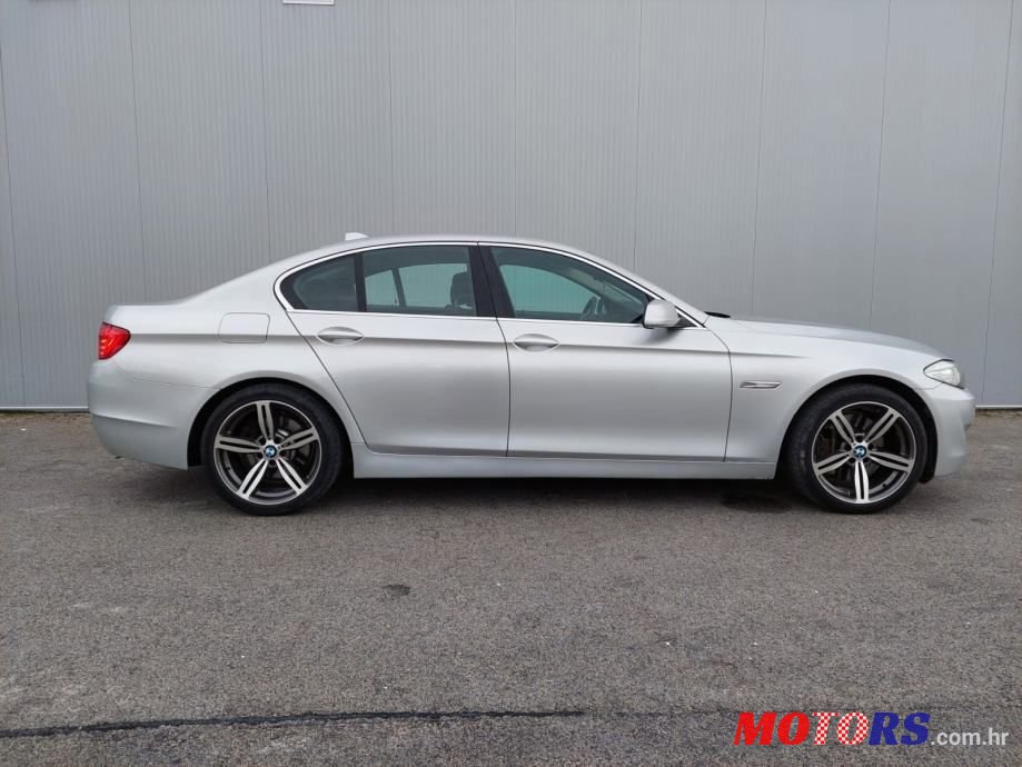 2013' BMW Serija 5 525D photo #5