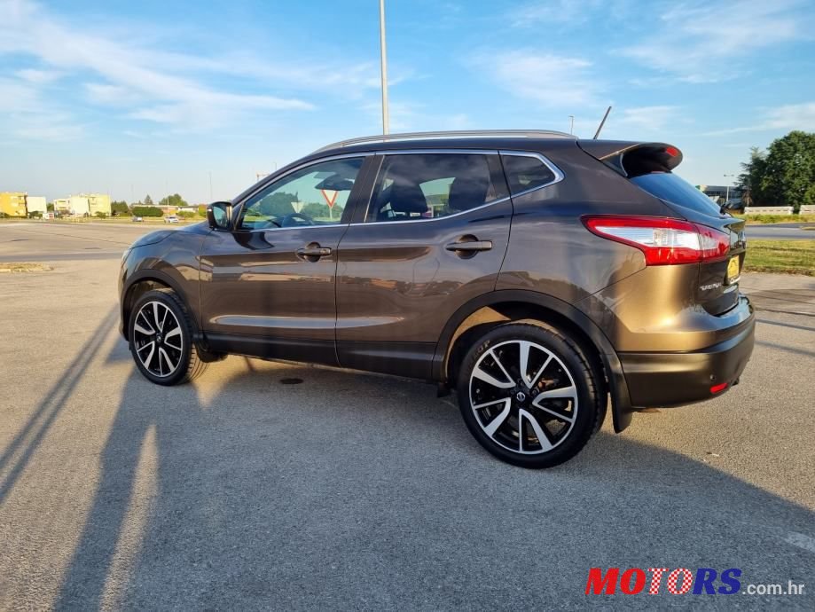 2015' Nissan Qashqai photo #4