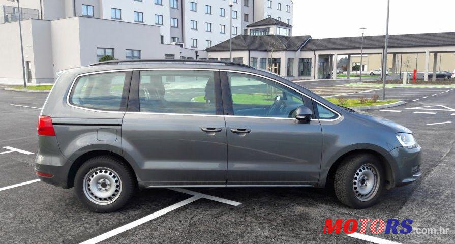 2012' Volkswagen Sharan 2,0 Tdi photo #1