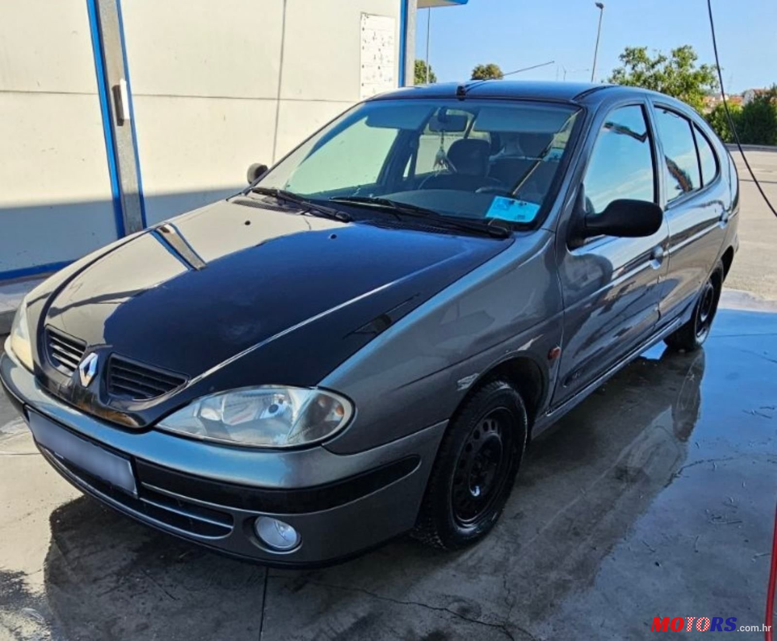 2001' Renault Megane 1,4 16V photo #2