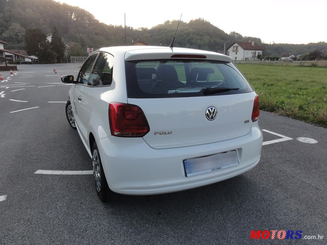2010' Volkswagen Polo 1,6 Tdi photo #6