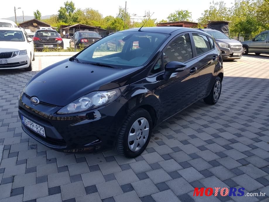 2010' Ford Fiesta 1,6 photo #1
