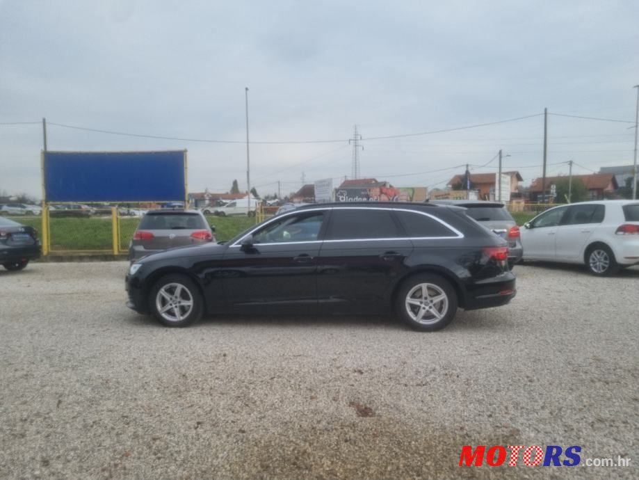 2019' Audi A4 Avant photo #6