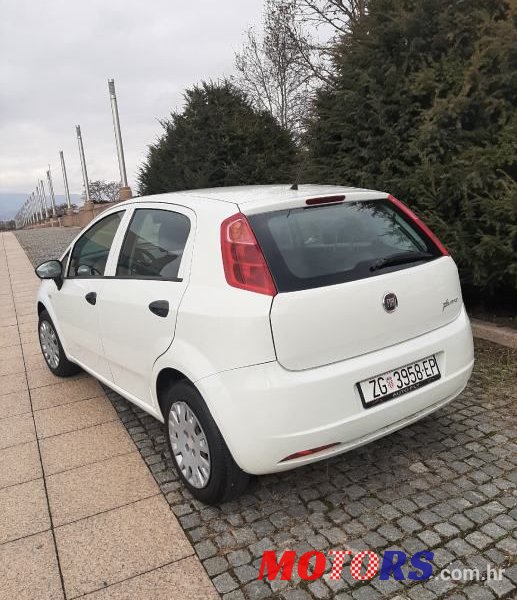 2012' Fiat Grande Punto 1,4 photo #4