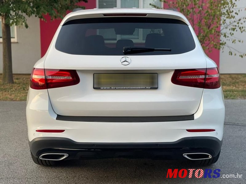 2017' Mercedes-Benz GLC 350 D photo #5