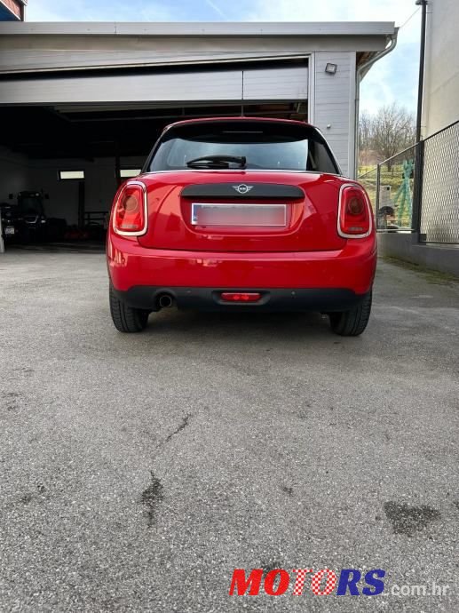 2018' MINI One D photo #5