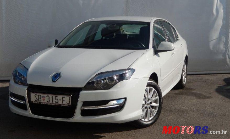 2014' Renault Laguna photo #1