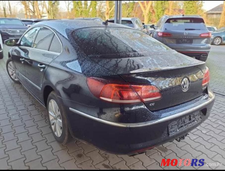 2014' Volkswagen Passat 2,0 Tdi Bmt photo #1