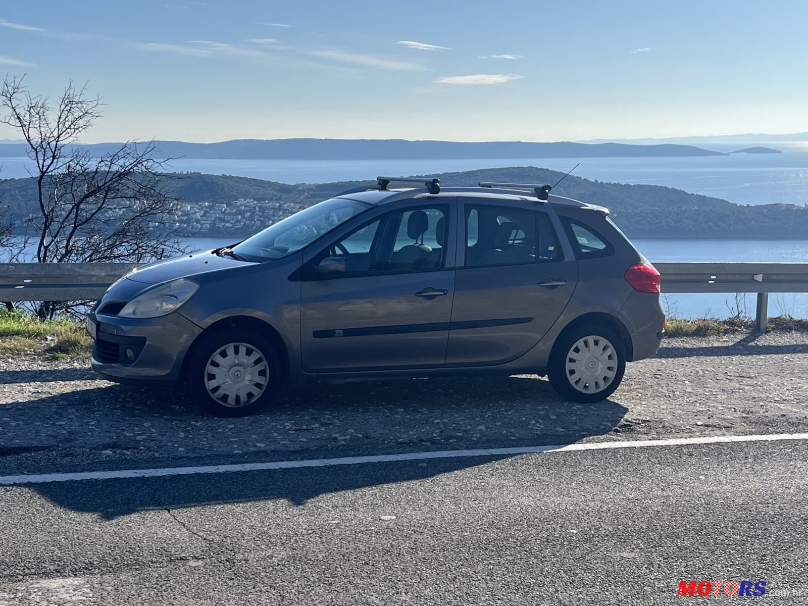 2009' Renault Clio 1,2 16V photo #2