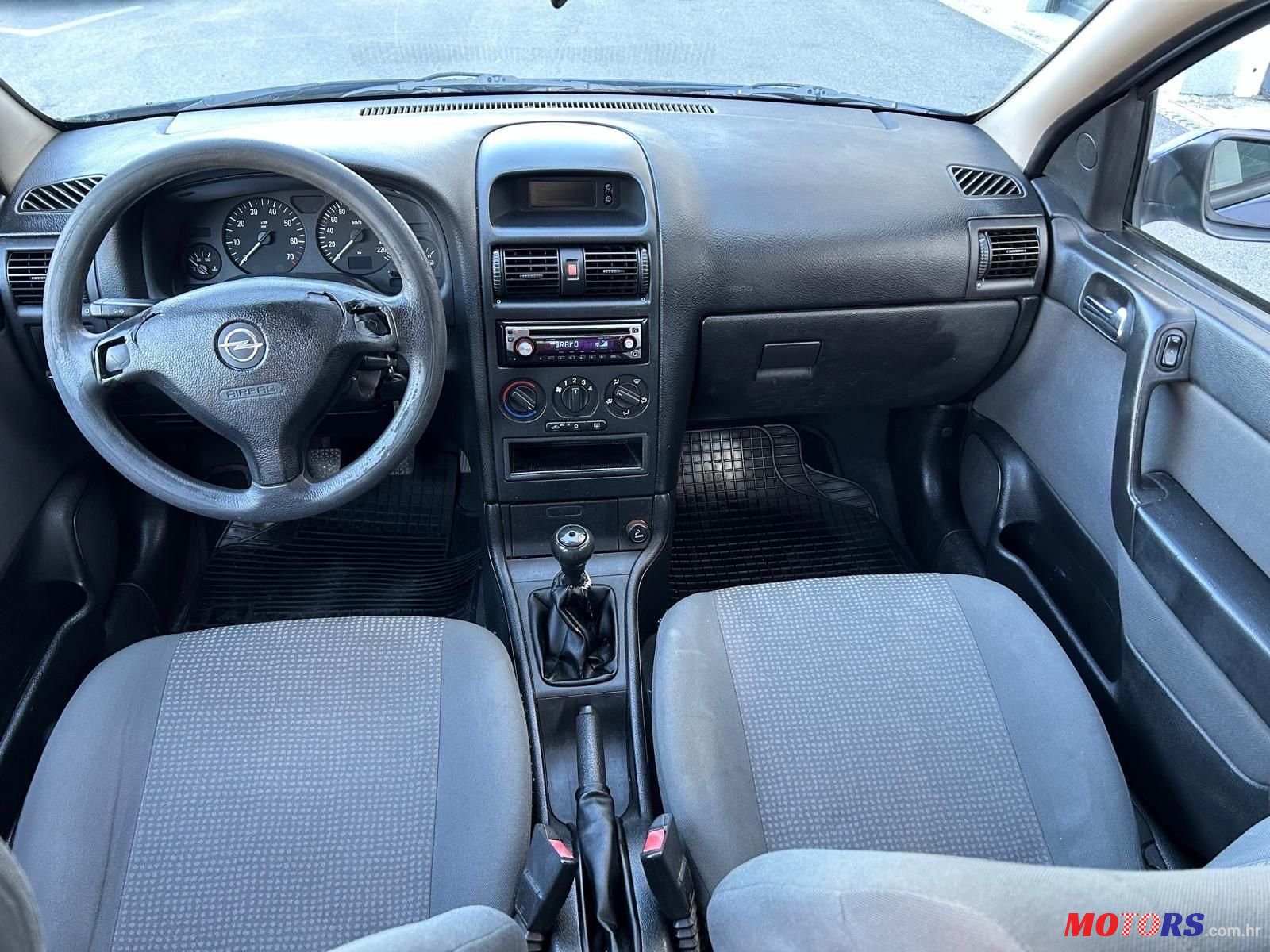 2007' Opel Astra Classic photo #5