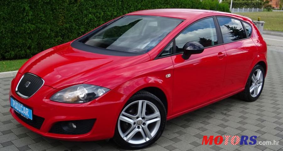 2011' SEAT Leon Sport 1,6 Tdi photo #1