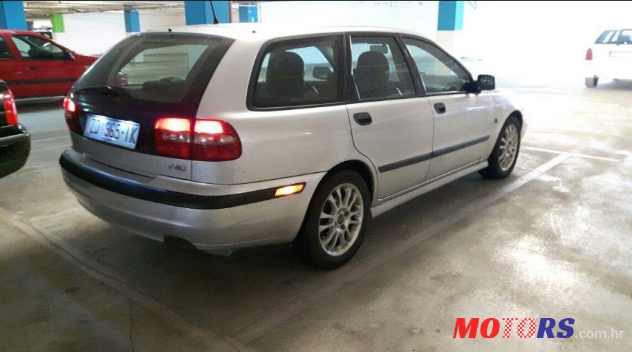 2001' Dacia Logan 1.9.Tdi photo #1