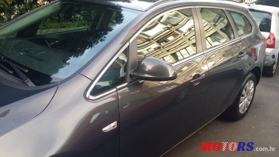 2016' Opel Astra 1.6 Cdti photo #6