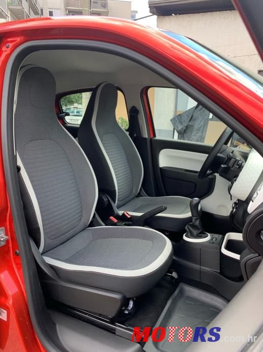 2015' Renault Twingo Tce 90 photo #5
