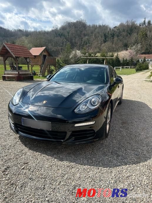 2015' Porsche Panamera Diesel photo #1