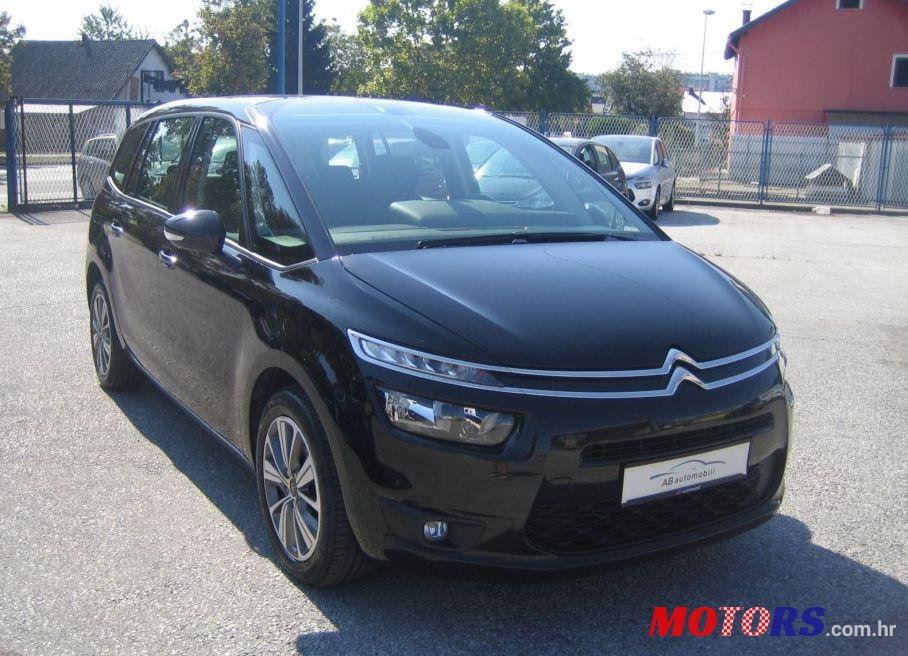 2015' Citroen C4 Grand Picasso photo #1