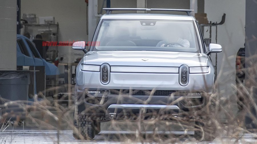 Amazon, GM are in talks to invest in Rivian