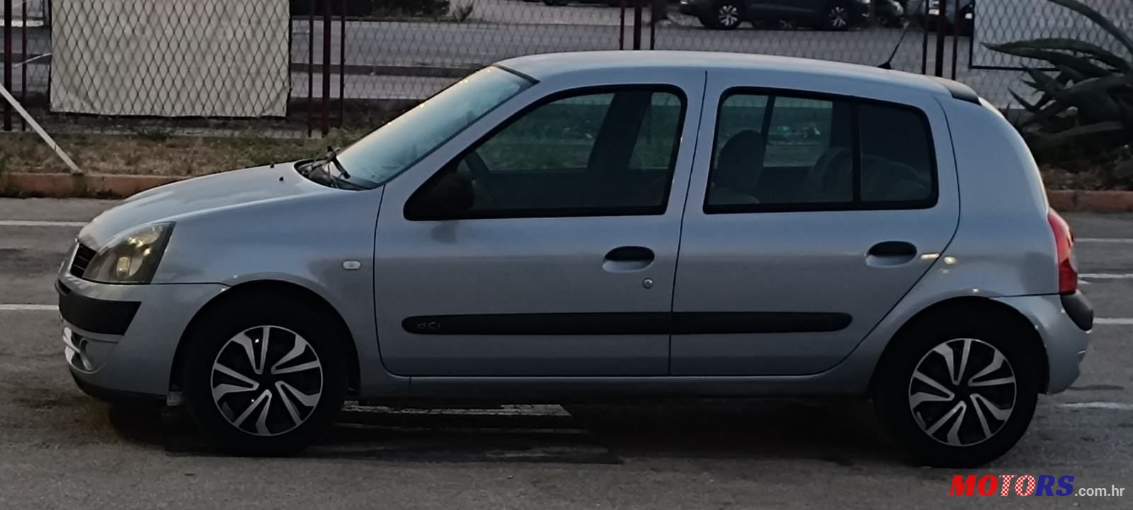 2006' Renault Clio 1,5 Dci photo #2
