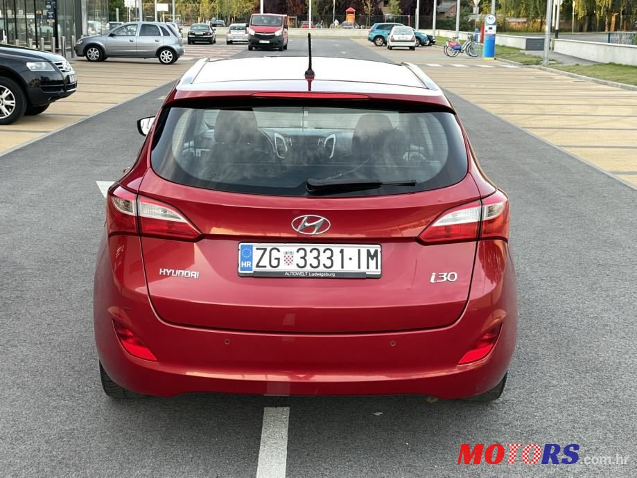 2016' Hyundai i30 photo #4