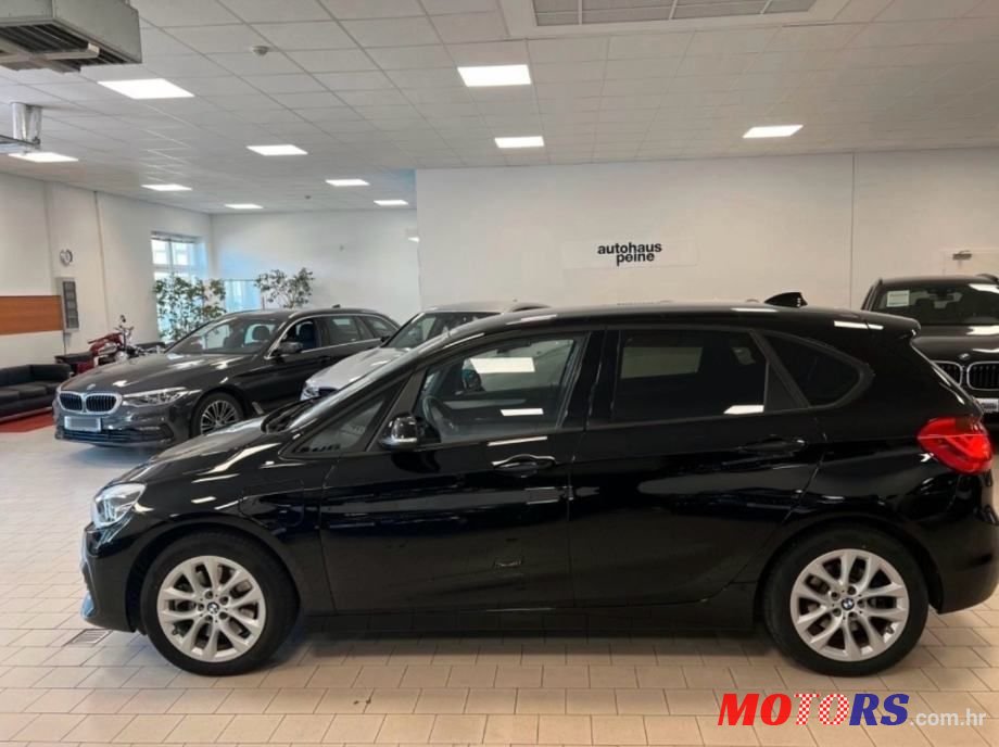 2019' BMW Serija 2 225Xe photo #3