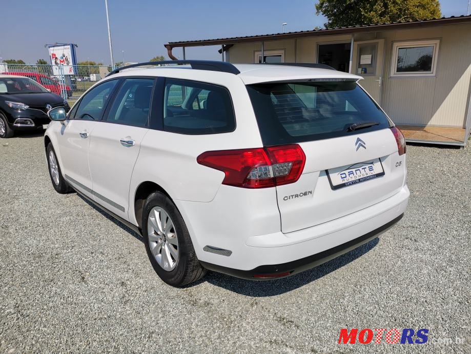 2011' Citroen C5 Break photo #5