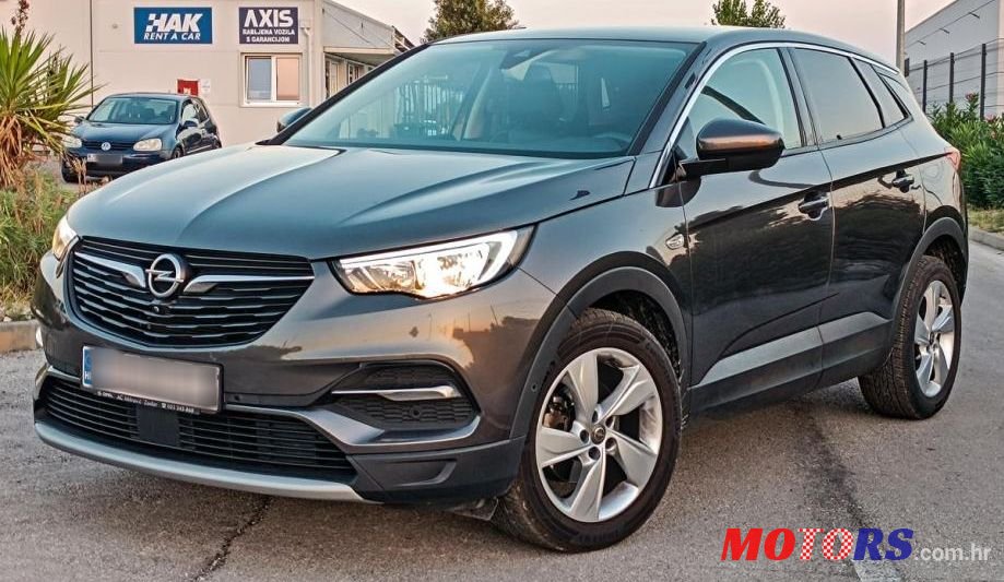 2018' Opel Grandland photo #1