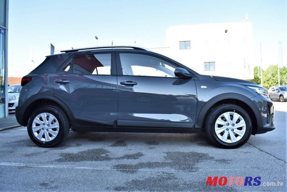 2023' Kia Stonic photo #5